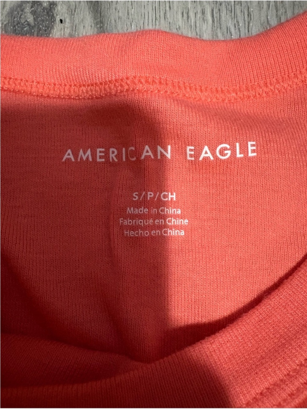 3 for $14 American Eagle Outfitters Coral Sun Graphic Crop Tee size small - Picture 2 of 3